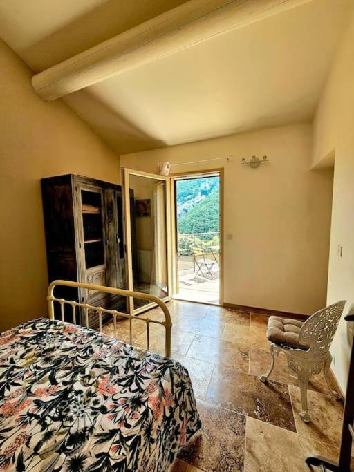 La Castellane, Vue Imprenable Sur Le Luberon Villa Saignon Eksteriør billede