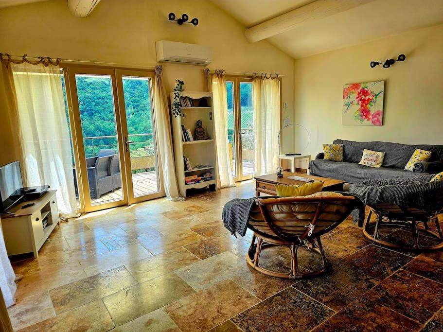 La Castellane, Vue Imprenable Sur Le Luberon Villa Saignon Eksteriør billede